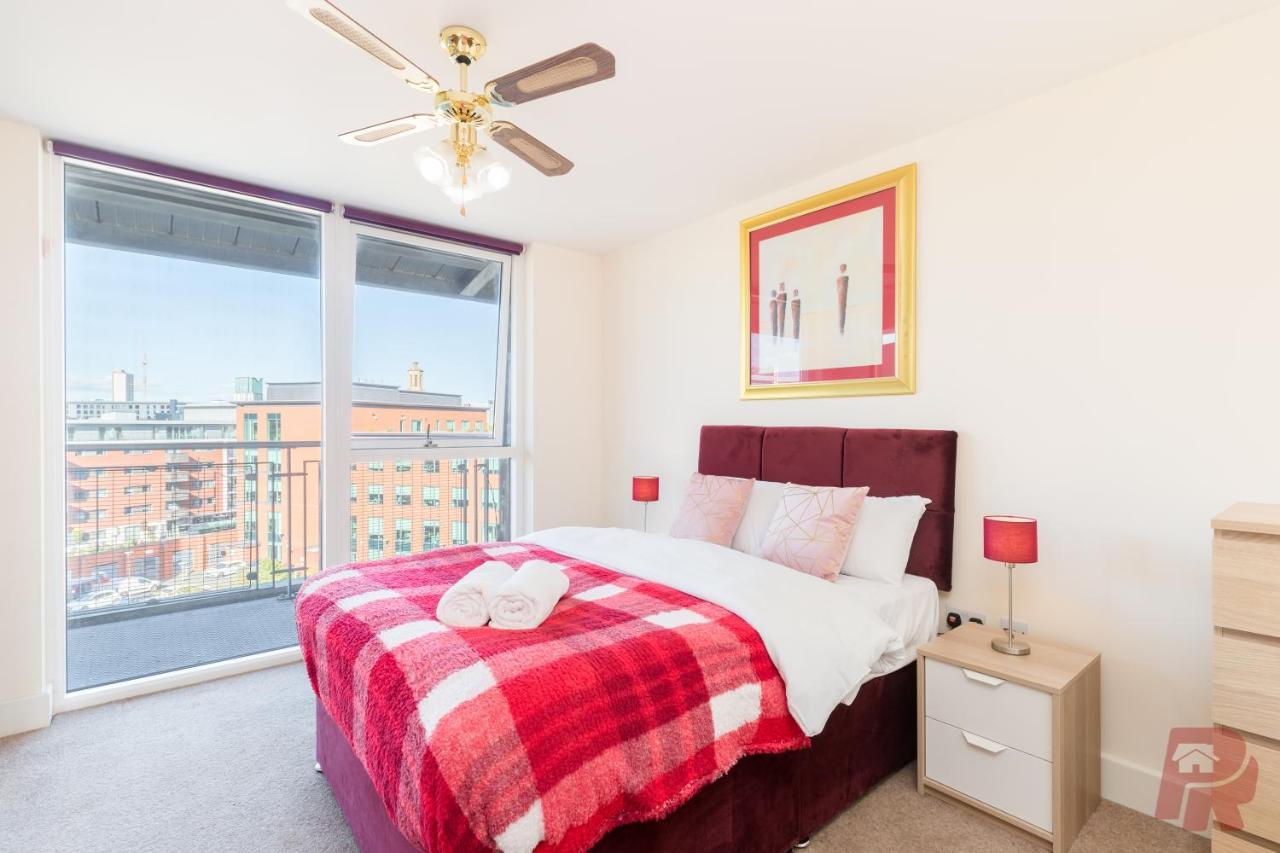 Birmingham City Apartment Skyline Views - Free Parking & Balcony Екстер'єр фото