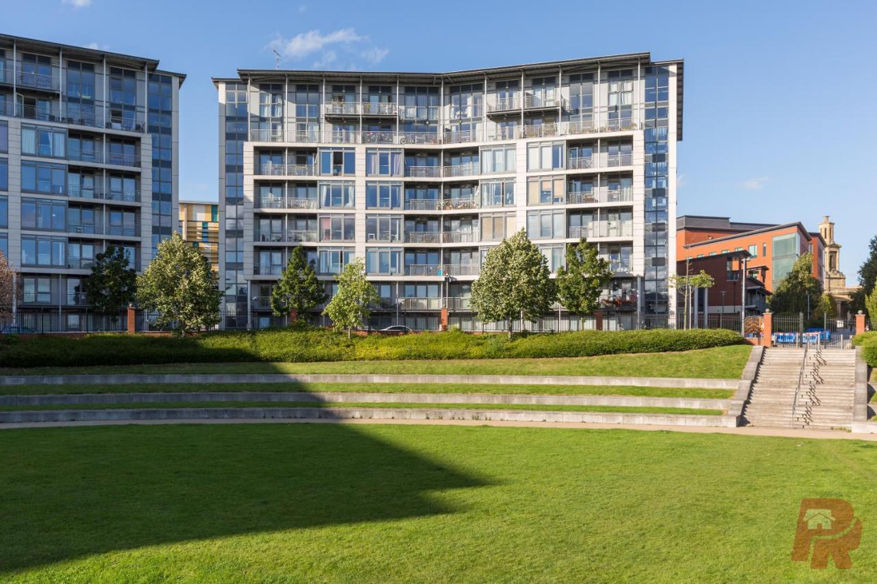 Birmingham City Apartment Skyline Views - Free Parking & Balcony Екстер'єр фото